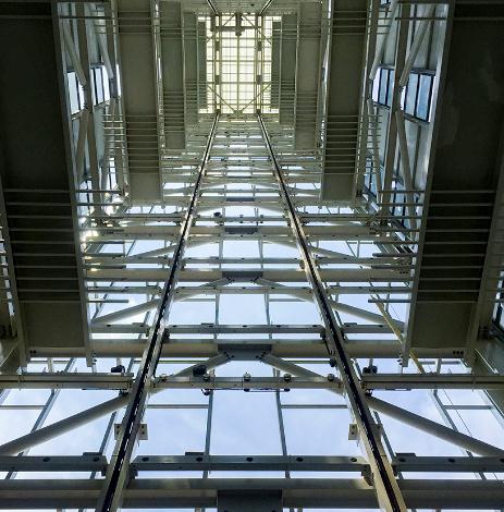 立體車庫的安全保障裝置